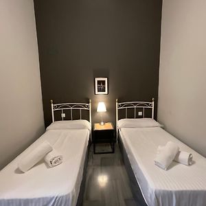 Studio met een King Size Bed met de Toegang voor Gehandicapten